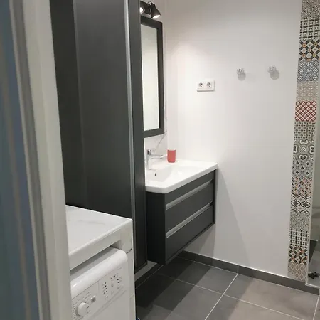 Le Nid Du Soleil, Calme Et Confort A Lägenhet